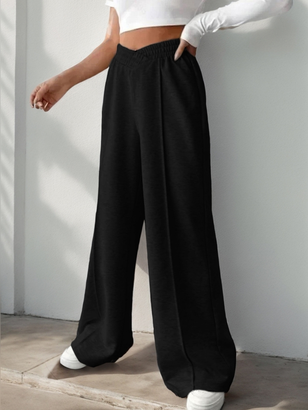 Black Wide-Leg Knit Pants- Women - Picture 5 of 7